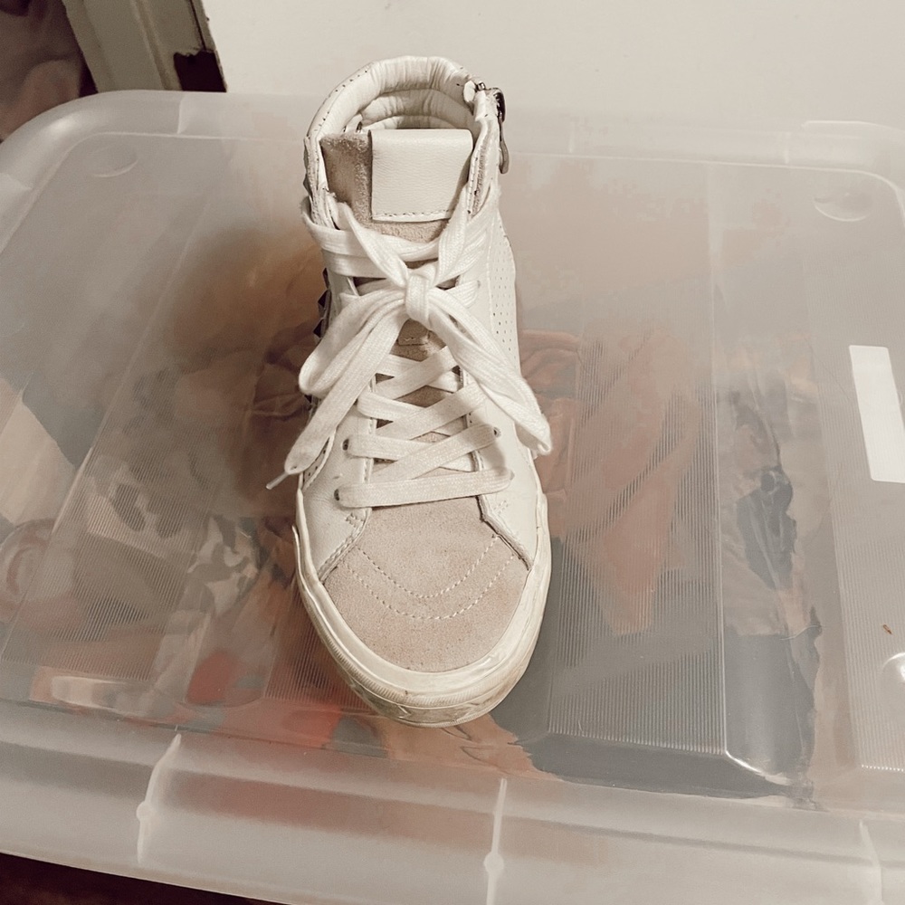 Steve Madden sneakers